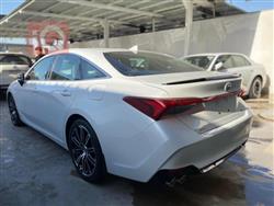 تويوتا أفالون